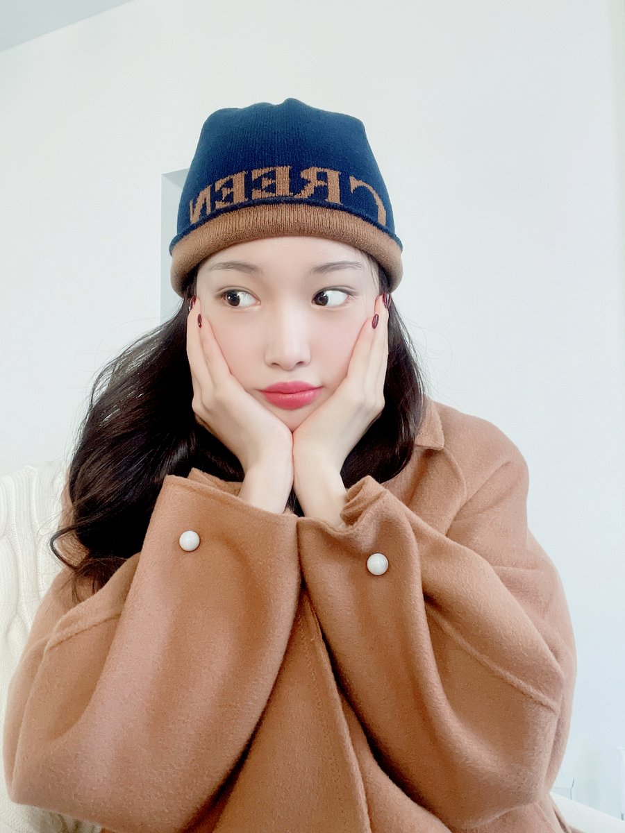 CHUNG HA tweet media