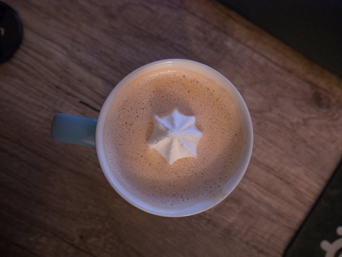 Night cappuccino, nini everyone~ https://t.co/5JkiRgBruj