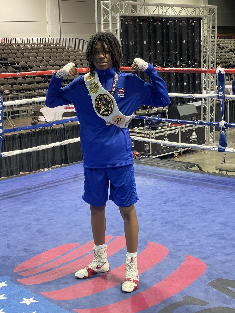 MalachiRoss21's tweet photo. 15 year old Grandview student Malachi Ross won the USA Nationals Championship in shreveport LA last week! He is now  the 2021 champion and #1 ranked 145lb junior boxer in the country! Congratulations Mali ! https://t.co/lJXLdn3p7J