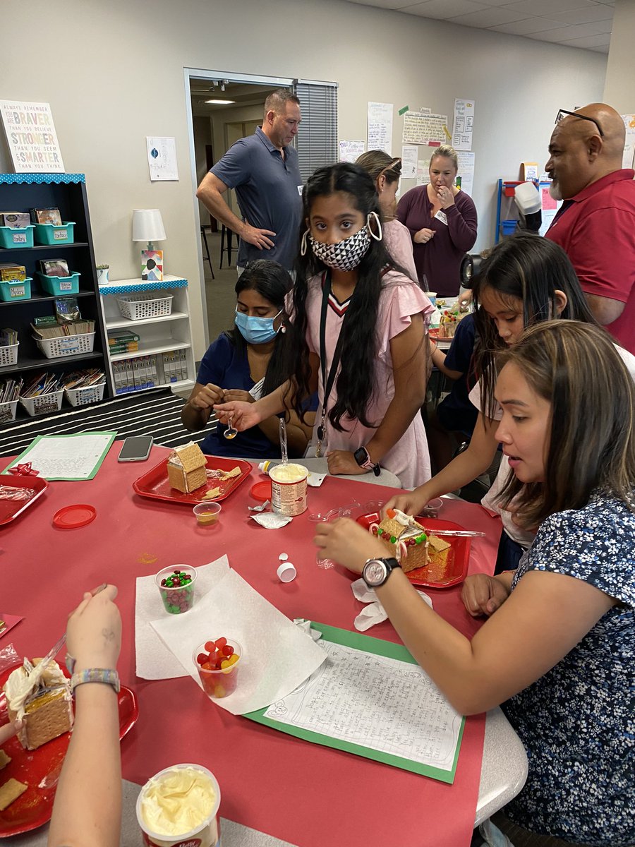 We had our 4th Grade Winter Writing Extravaganza today.  SO impressed with the kiddos informational writing.  Think they had a blast making gingerbread houses with the paragraphs. <a href="/CFISDWells4th/">Wells 4th Grade</a>