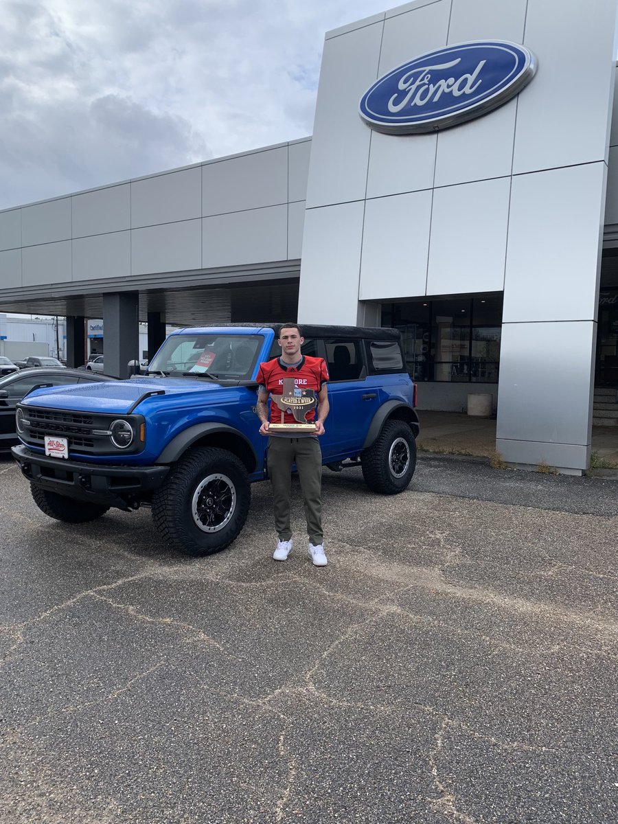 Incredibly proud of ⁦⁦<a href="/DavinJRider/">Davin Rider</a>⁩ for his character, work ethic, &amp; his investment in our program.  One of the best players in #bEastexas behind one of the best offenses in the STATE!