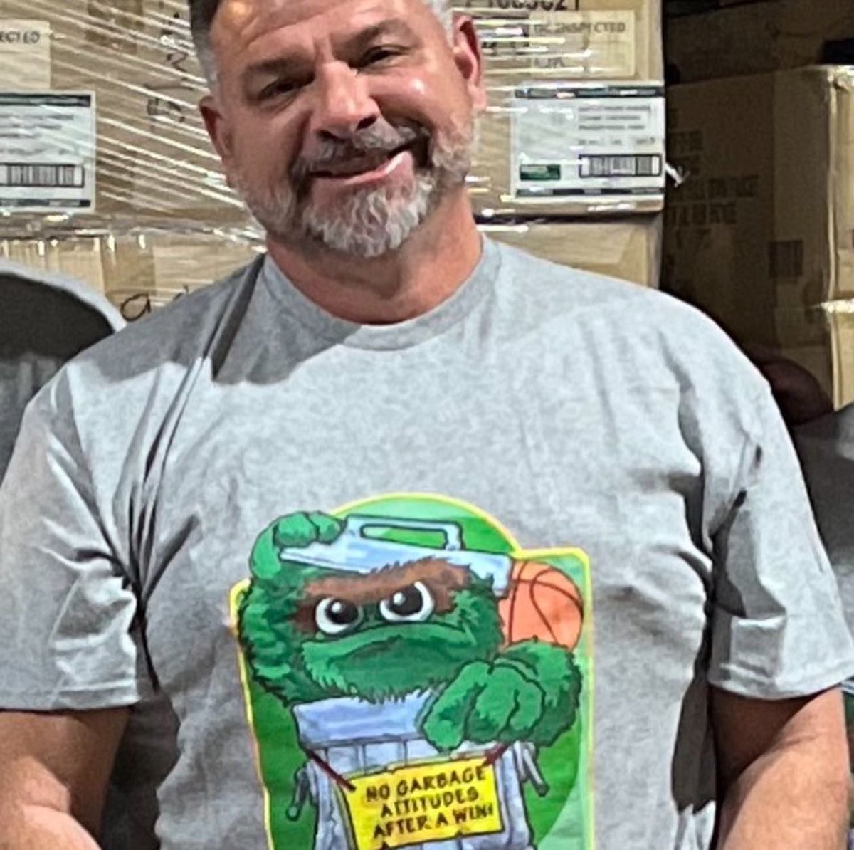 TheGrishMan's tweet photo. @HunterYurachek @quinngrovey4 @CoachZ_ARKANSAS @RazorbackMBBRec @UArkansas We love our coaches Attitude! No garbage with the Hogs!!!! #mussbus #razorbacksbasketball #nswlovestheHogs #gotyourback https://t.co/NXf5BE3SjZ