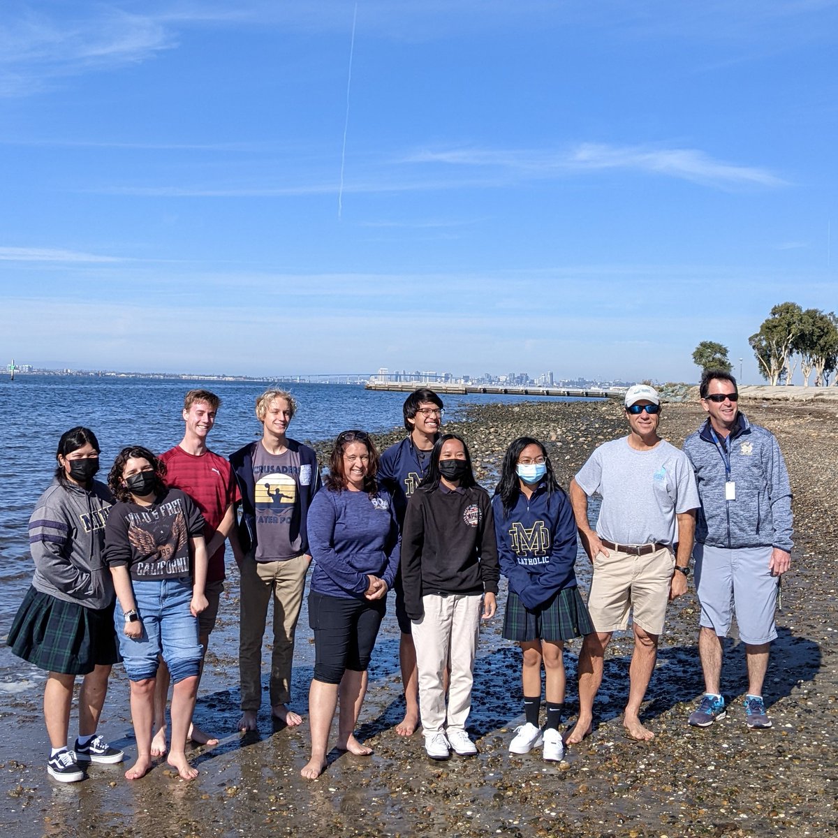 HubbsSeabass's tweet photo. Students from @mdcrusaders have just released 18 White #Seabass they cared for over the fall semester. 

Working with @HubbsResearch to help restore wild fish populations, #students learn #aquaculture techniques and real-world #STEM applications! 

#science #fish #biology https://t.co/gXJ8ChSfVB