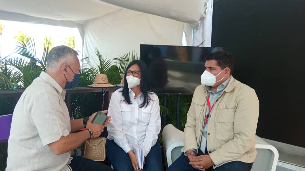 Te invito a visitar los stands de expositores nacionales, públicos y privados, e internacionales de 16 países del mundo. Además, se realizarán conferencias y seminarios, y Ruedas de Negocios con los inversores extranjeros.
#venezuelatieneconqué