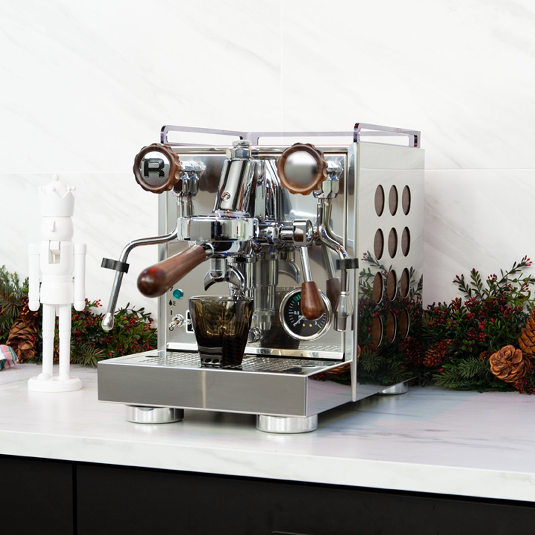 wholelattelove's tweet photo. We're simply in love with these exclusive walnut accents 😍 If you are too, then enter our Jingle Bell Rocket Giveaway before it's too late! https://t.co/xdEHsKGH2R https://t.co/wSfQ0B1qXP