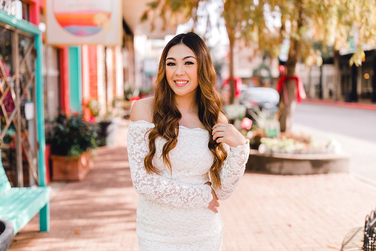 sparkling_bay's tweet photo. A few favorites from Kaylee's session! Clear Falls High School, Class of 2022🎉  @kayleefaithh18 https://t.co/mzHJ2OfdyV
