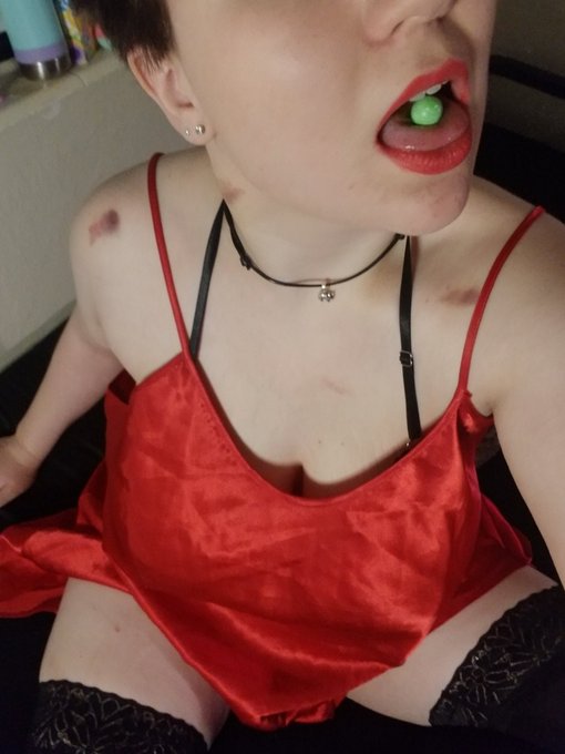 Merry f*$%ing Christmas 😝🎄 Merry Christmas #sexychristmas #sexy #lingerie #Christmas #onlyfans #SellingContent<a href="/tag/sexychristmas"class="tags">#sexychristmas</a><a href="/tag/lingerie"class="tags"><span>#lingerie</span></a><a href="/tag/sexy"class="tags"><span>#sexy</span></a><a href="/tag/lipstick"class="tags"><span>#lipstick</span></a><a href="/tag/shorthair"class="tags"><span>#shorthair</span></a><a href="/tag/red"class="tags"><span>#red</span></a><a href="/tag/christmas"class="tags"><span>#christmas</span></a>