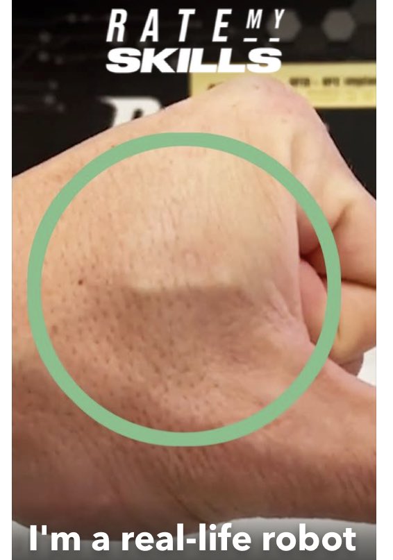 cyst0princess's tweet photo. this is not a skill you are being tracked by mark zuckerberg https://t.co/dW4JuAy5XZ