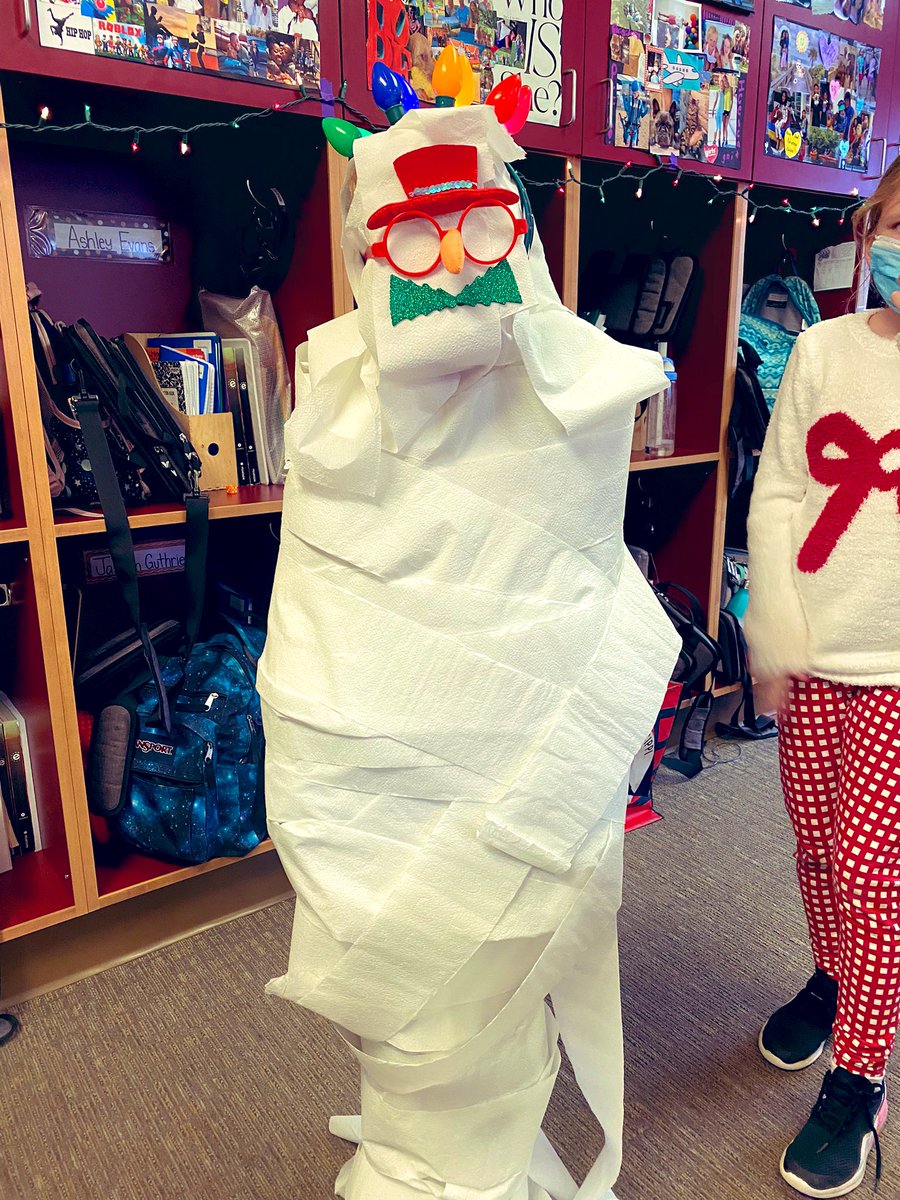 We had the best Holiday Party yesterday! These snow people were definitely the highlight 😂🎉⛄️#trinitylearns
