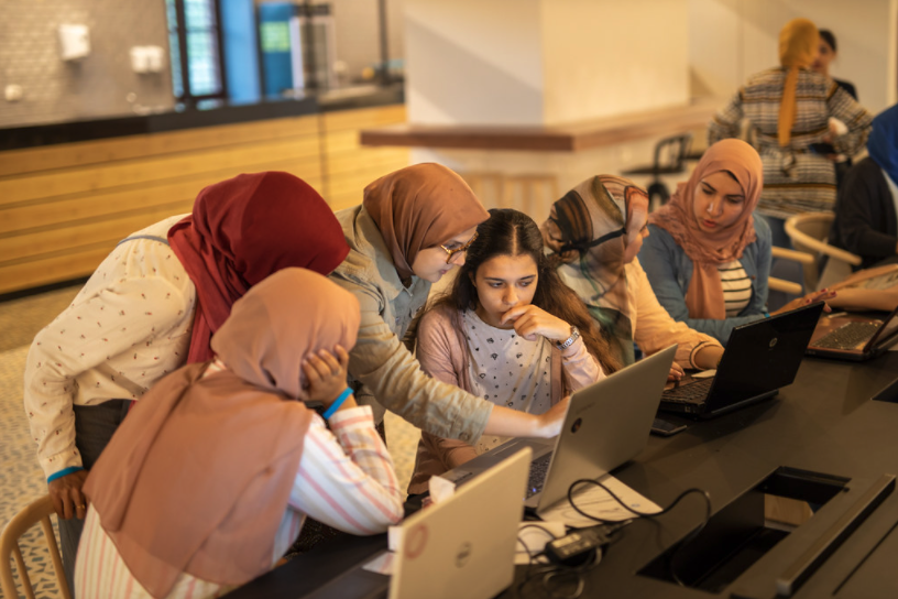 UNDPtech's tweet photo. As the world rapidly digitises, inclusive 🌐 #DigitalHighways can connect underserved communities to 🏥 healthcare, 🧾insurance and 💳 financing. But how can we ensure privacy, develop accountability, and strengthen governance? More in our Bulletin: https://t.co/l8e1oRpz5G https://t.co/C5X8TvNqfo