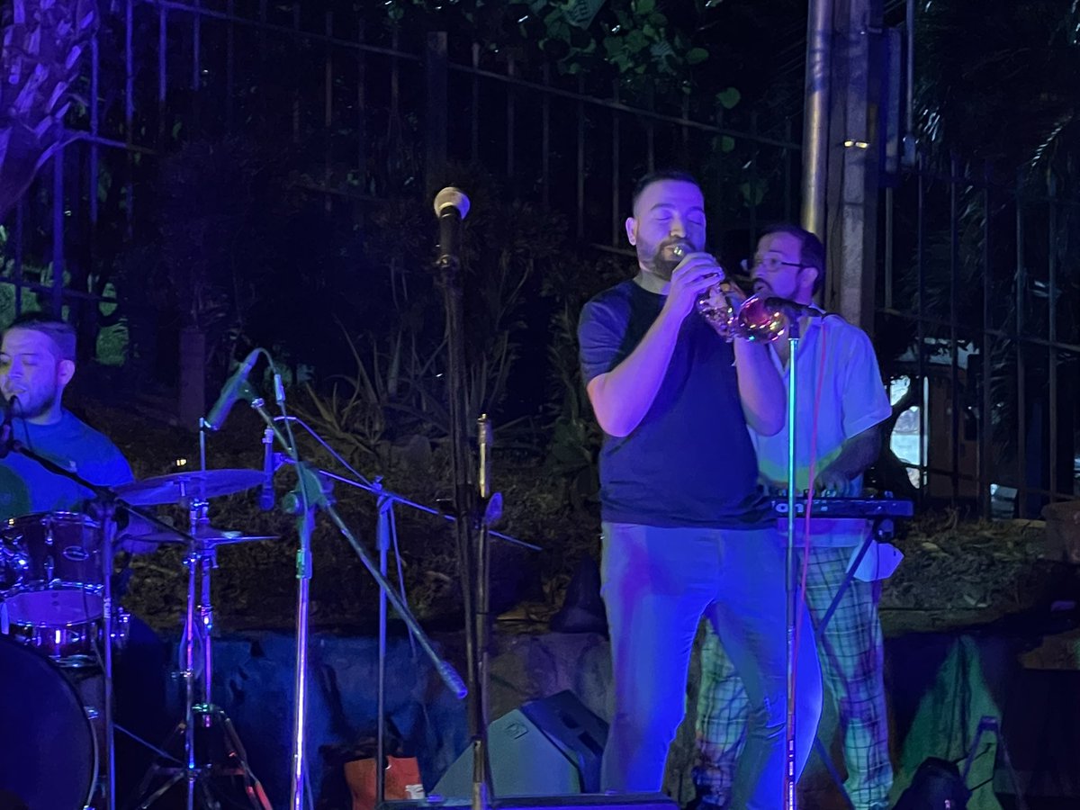 Museo_Marte's tweet photo. Acompáñanos y disfruta de la música de @Camelosv @carrot_sv @zamorabrothers @ozymandias_rexx y Ghost Nation. Además estarás apoyando a la niñez de El Salvador. https://t.co/AUfFDvkp1d