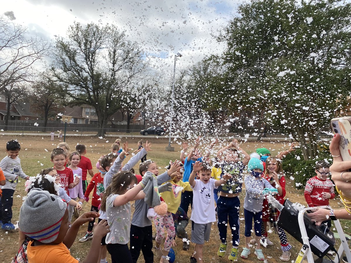 73 degrees and snowing here at GES!  Thanks to our awesome PTA for making this fun memory for the kids! #GESShineOn