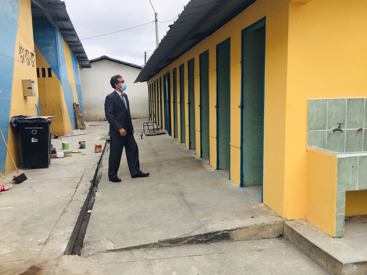 GayborGonzaga's tweet photo. #FuertesPorLaEducación | Gracias a la cooperación interinstitucional con El @NRC_LAC , la escuela de educación básica Héroes de Paquisha, cuenta con el mantenimiento correctivo integral de sus baterías sanitarias @mariabrownp 
#JuntosLoLogramos https://t.co/9c86t4XxzT