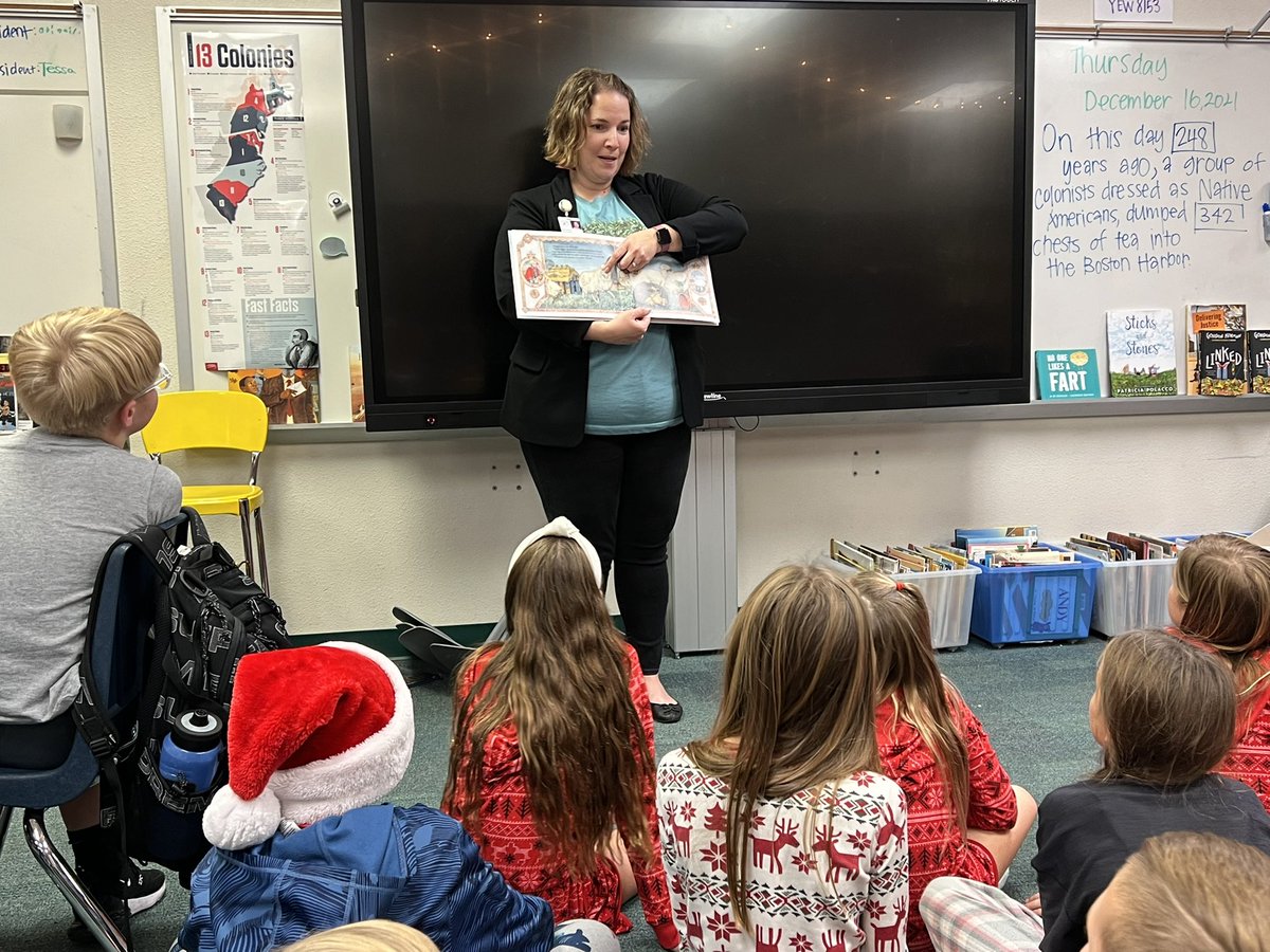 KCooperTeacher's tweet image. What a great Winter Wonder Read! Thank you to all the people in our community who took time out of their day to read to CoopsKids. @FierceFolsom  #readtoachild