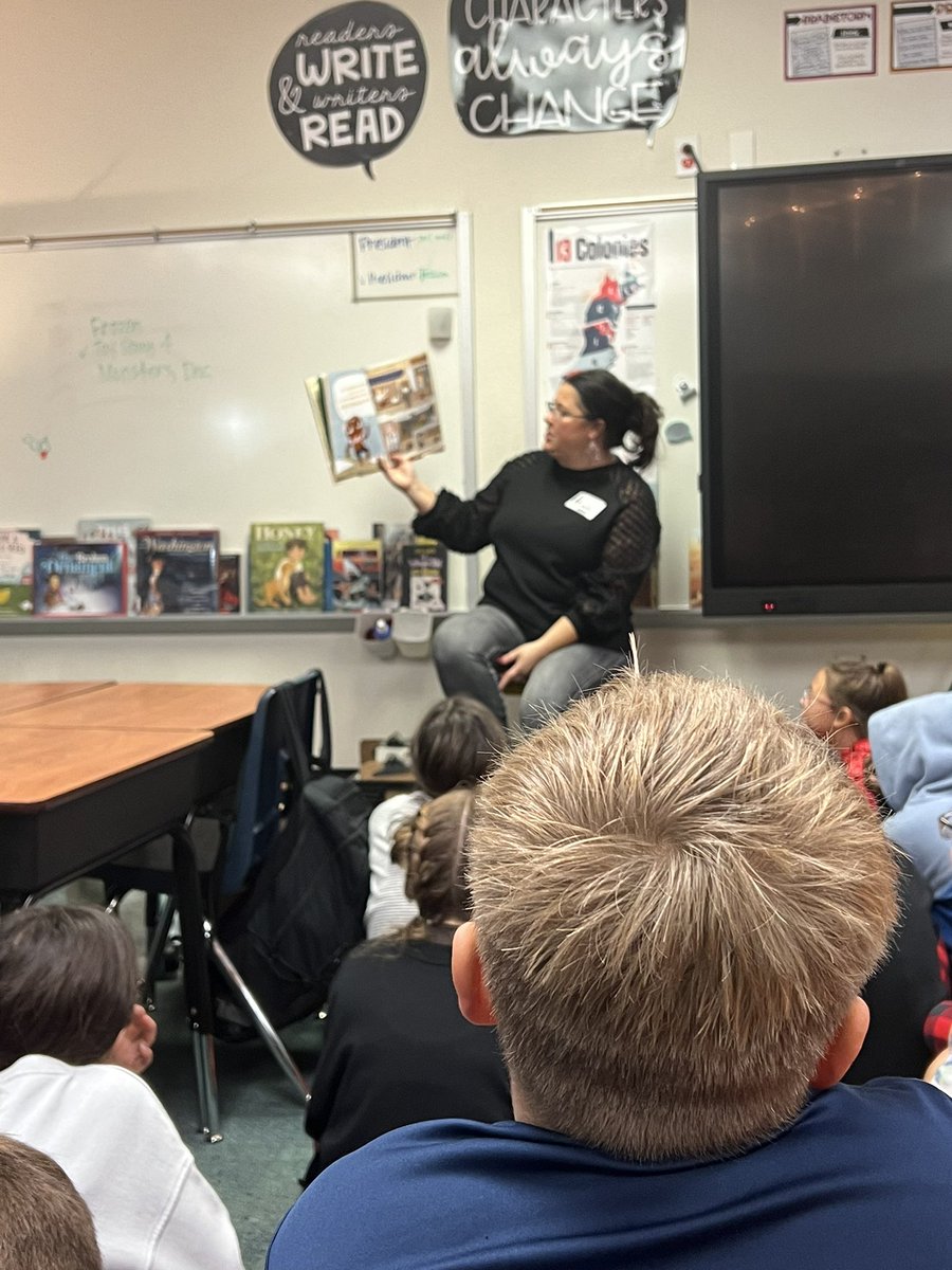 KCooperTeacher's tweet image. What a great Winter Wonder Read! Thank you to all the people in our community who took time out of their day to read to CoopsKids. @FierceFolsom  #readtoachild