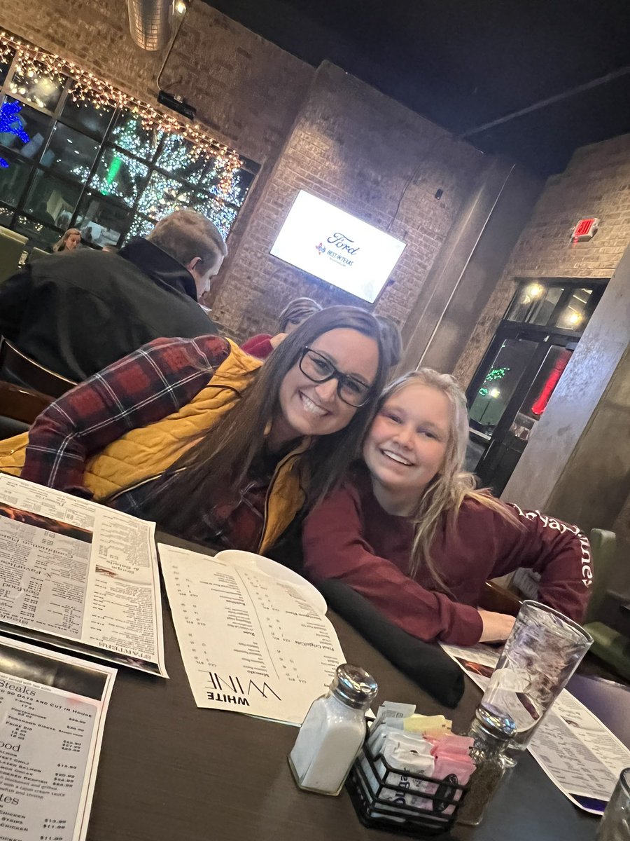 Thanks Ashely and Zoe for birthday dinner .