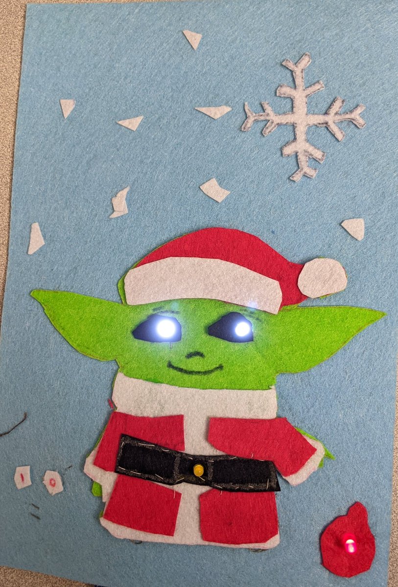 BoulderMai's tweet image. Here are more #etextile projects using @adafruit circuit playground express. Students were able to synch the music with the sound and light sensors on the board.@CUCraftLab @4Eyes6Senses @CodeCraftCr8