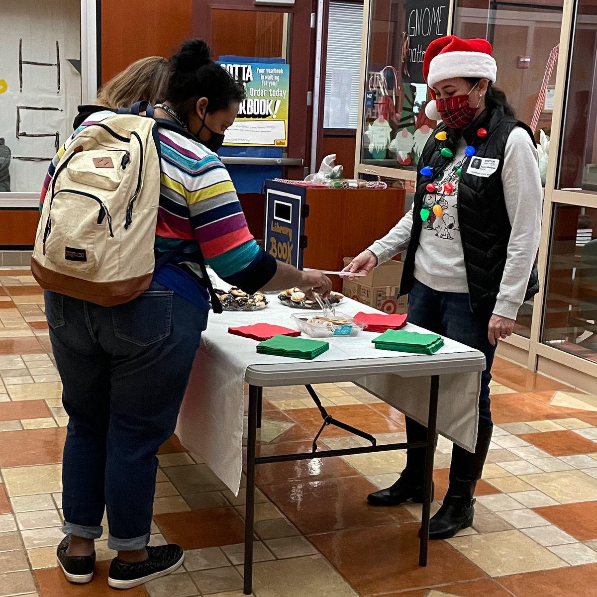 THANK YOU to everyone who contributed to our staff Sweet Treats event today! We had 10  trays of cookies for the staff and raffled off 100 gift cards.  💙💛