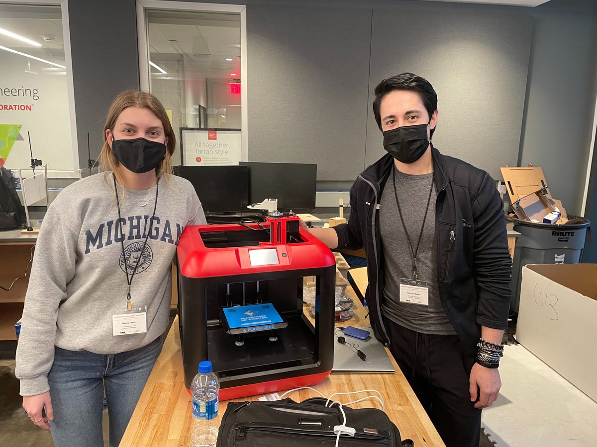 FRESHly back from an awesome workshop at CMU hosted by the Feinberg lab @RegenBio where we built our very own bioprinter!  Excited to incorporate bioprinting into the lab's repertoire. Cells n' gels!!!