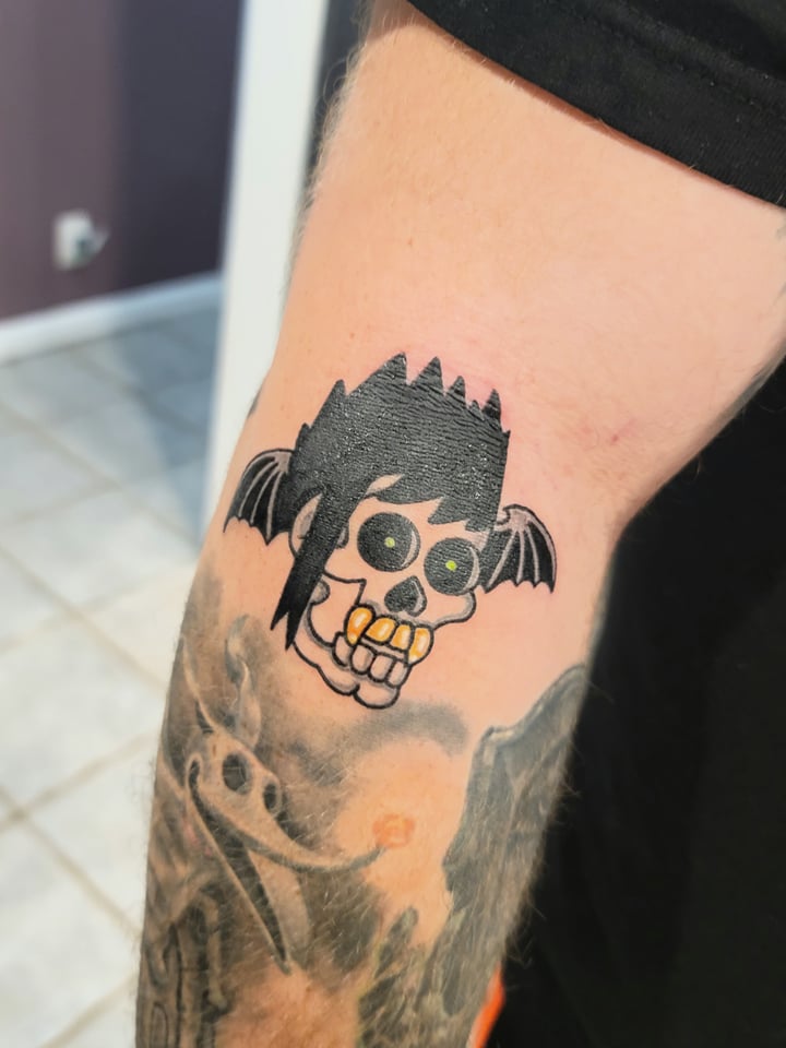 FAILURE7X's tweet photo. #HODLfoREVer 🦾

@DeathbatsClub | @TheOfficialA7X https://t.co/KznSQQqu5E