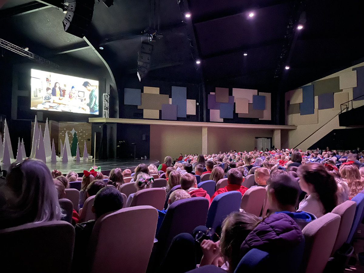 Had so much fun watching the movie for our AR reward! Way to go to everyone that met their goal! 🙌🏼 <a href="/EaglesatHES/">Holliday Elementary</a> <a href="/HollidayISD/">Holliday ISD</a>