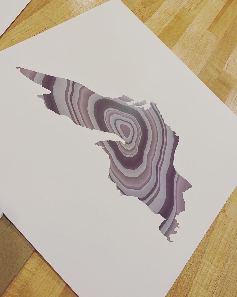 MNniceNFTs's tweet photo. @tbtduluth #Minnesota blue or @LakeSuperior gray?

#nftart #Minnesota #letsgo #southparkfanart #SouthPark https://t.co/GvxtmsnNGU