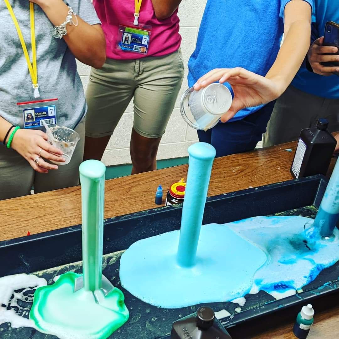 Azul Purcell tweet media