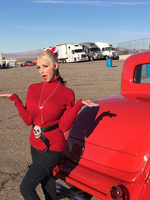 Feeling kinky come see me Clips4sale 15319 https://t.co/uDUTzwUCh0