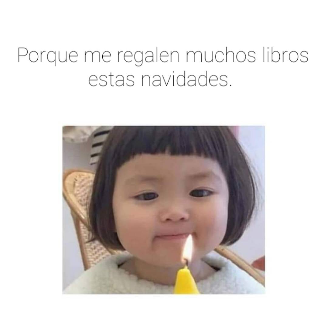 QueLeer's tweet photo. #MemeLiterario 🤣📚

#RegalaUnLibroEnNavidad 🎄📗🎁 https://t.co/xKV2XoL5B4
