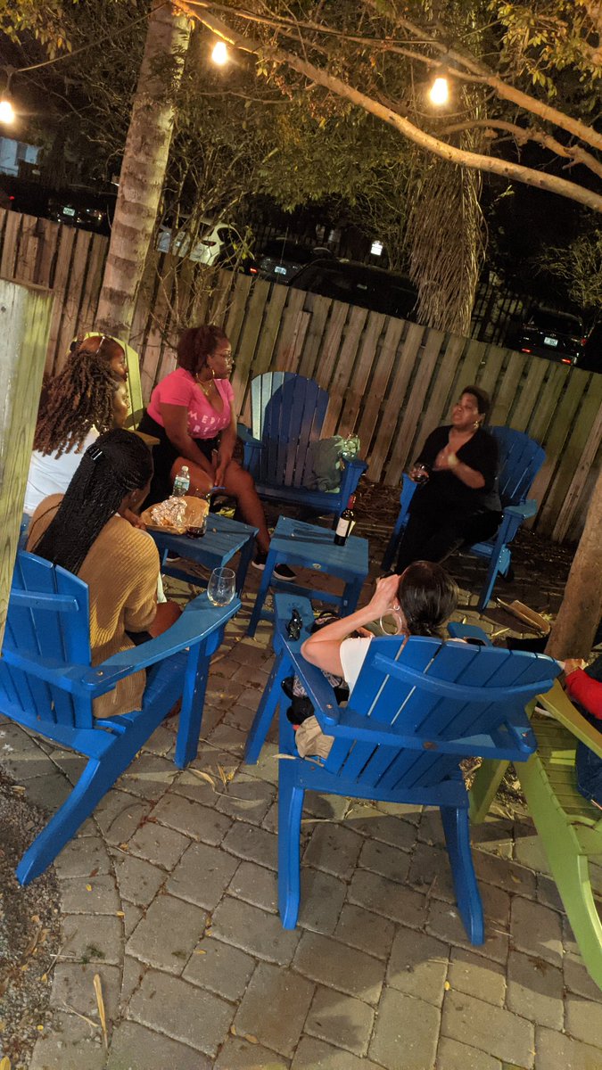 KitchenTableLit's tweet image. Sips and Stories was so good tonight. We literally had three generations of Black women talking about sex, friendship, parenting, being a teenager, raising teenagers, and what it feels like to be a daughter.

This is why we do what we do!