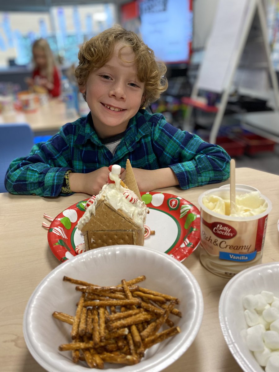 classwithklein's tweet photo. I loved seeing their creativity and personalities come out today.☺️ #GingerbreadHouse #CSEPOWER https://t.co/pJy92YtjDV