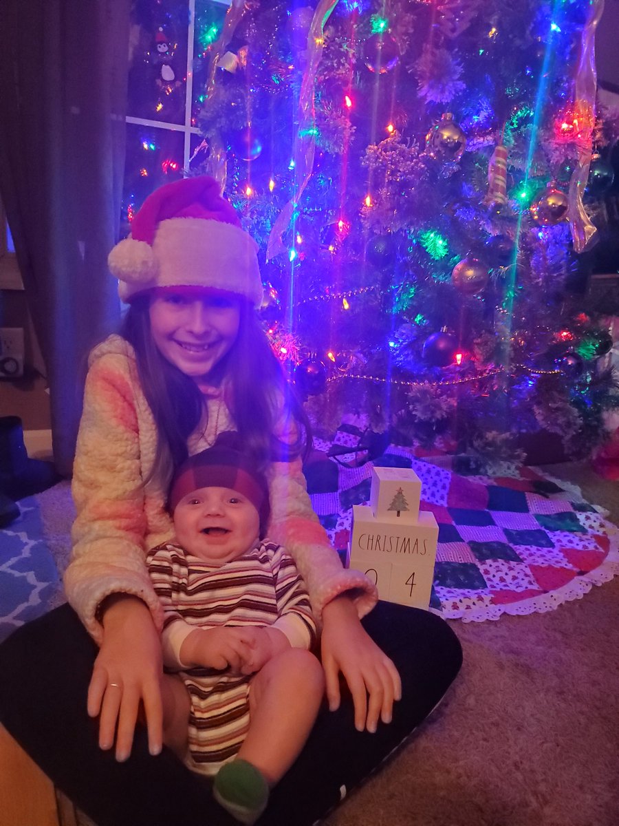 Re_shell11's tweet image. My chunky butt is 4 months 🥰