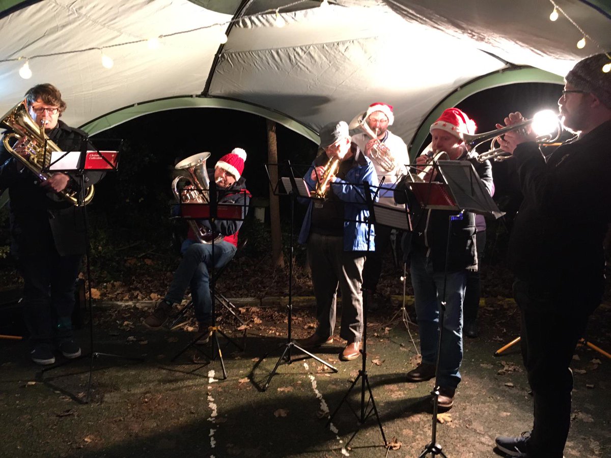GrahamCraven1's tweet photo. Congratulations to @michellestra and colleagues for their lovely Christmas Memorial Service at Roath Court Funeral Home last night. Special thanks to Cathays Brass Band and Father Irving Hamer for helping to make it a wonderful Service.
@coopuk https://t.co/z7qn2KjCo0
