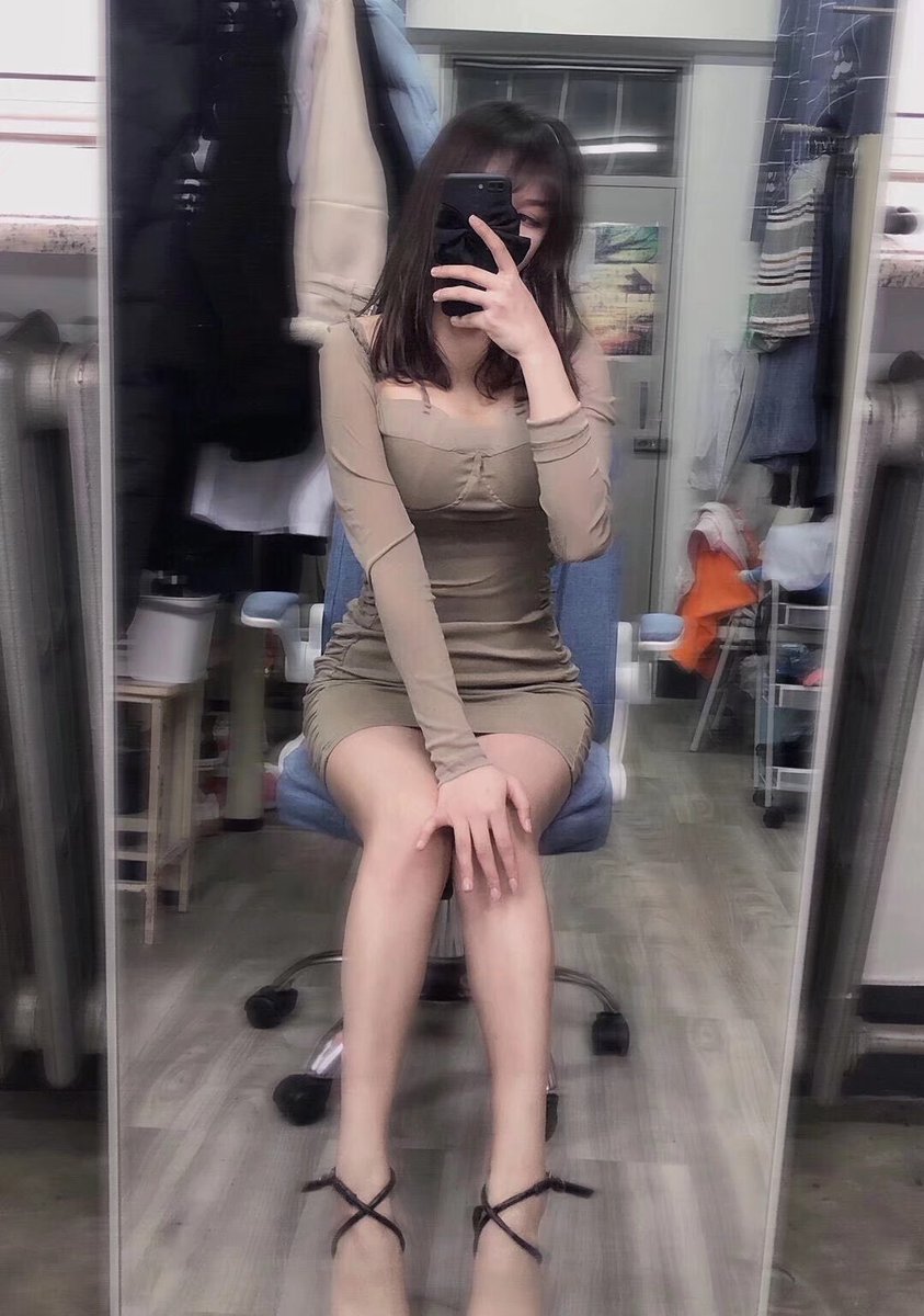 xiaobibiaini's tweet photo. 干啥啥不行挨草第一名 https://t.co/RHNzmQaIbH