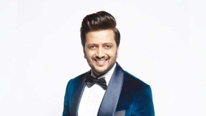 HAPPY BIRTHDAY RITESH DESHMUKH
Today, Ritesh Deshmukh is celebrating his 43rd birthday.  