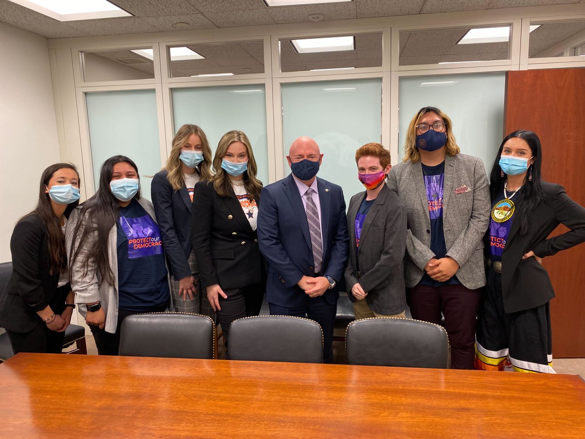 11 days ago, 20 young ppl in Phoenix started a #HungerStrike4Democracy bc our voting rights are under attack in Arizona & we NEED the #FreedomToVoteAct

Today, those of us now in DC pleading that @POTUS prioritize this bill met w/@SenMarkKelly. Thank you for your support Senator!