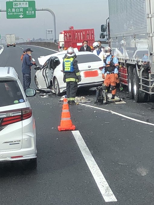 事故 圏央道 つくば牛久 付近で大型トラック絡む事故 白いレクサス大破してる 渋滞 まとめダネ