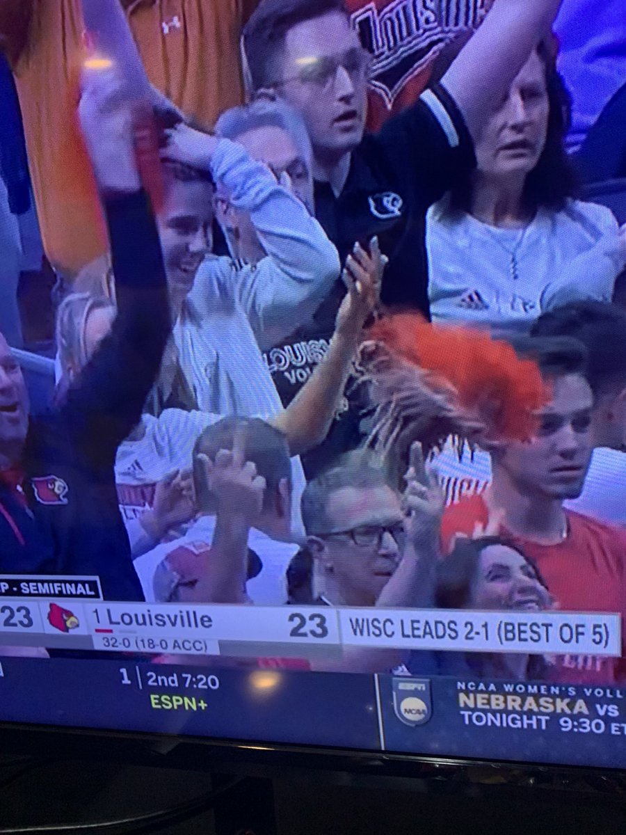 Louisville keeping it classy. @PaulChrystUW