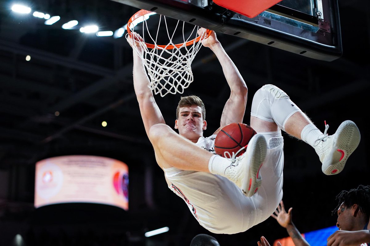 RandomGCA's tweet image. Chris Vogt
Class of 2017