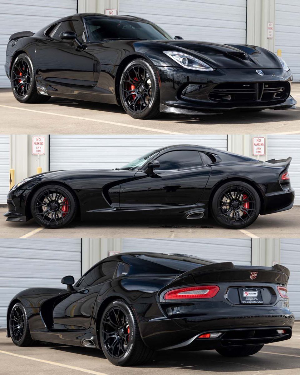 2014 Dodge Viper GTS
-
For More Info: bit.ly/3DTH8tn