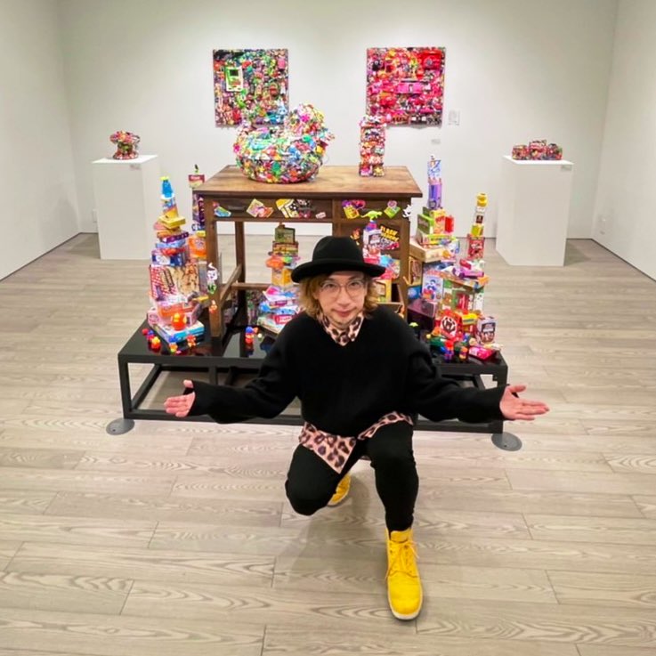 sebastea's tweet photo. 【STAFFより】増田セバスチャン個展「Primal Pop」アーティスト在廊日が決定しました！

🎩在廊日
・12月18日(土)15:00-18:00
・12月22日(水)15:00-18:00
・12月23日(木)15:00-18:00

📍A/Dギャラリー
東京都港区六本木6-10-1 六本木ヒルズ ウェストウォーク3階

✅展覧会詳細
https://t.co/01ICCKhS5g https://t.co/5SrG9l59nS