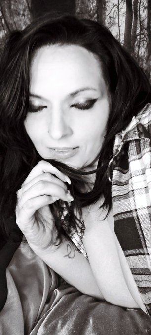 True Social Unity’s pics and videos