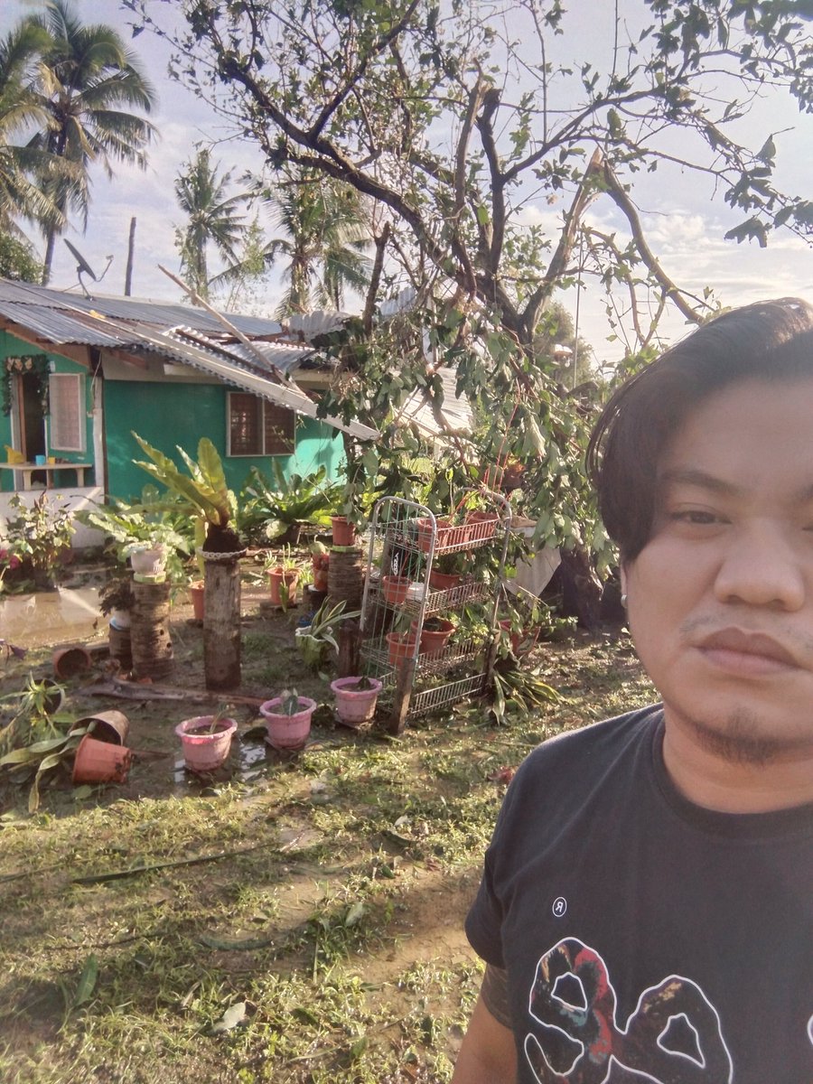 JSTNFTK7NG's tweet photo. TO ALL #NFTCOMMUNITY #NFT  

Im here to ask for some financial help. Our house and resources was destroyed by typhoon odette. We dont have anything left. No water, No electricity here. 

We badly need help to start again. Small help from you guys. 🙏🙏

@ayronft  sir https://t.co/D2dX8oE8xq