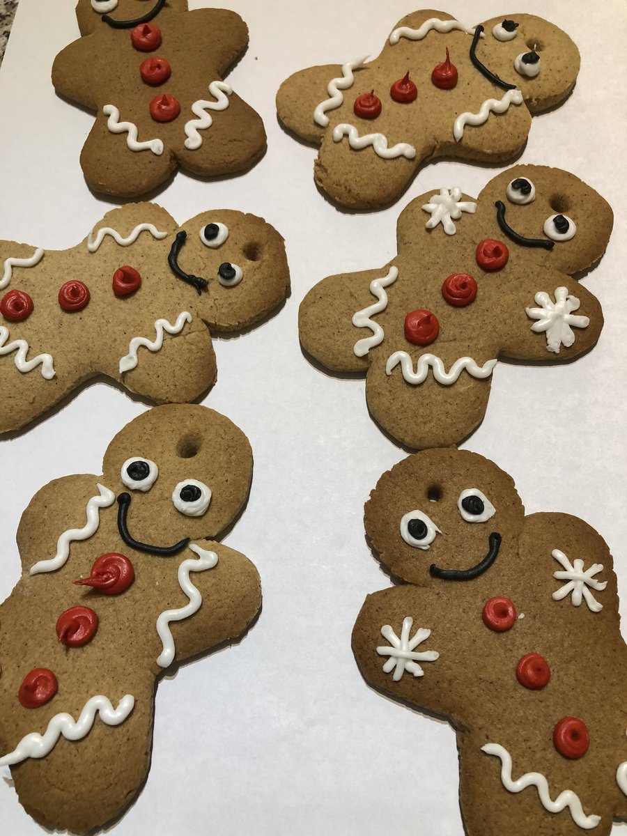 WOCo_opera's tweet photo. Even the gingerbread is jumping for joy. Nearly time for Hansel &amp; Gretel https://t.co/Xbi4Y3upqh - do join us. https://t.co/qwNKL60X9F