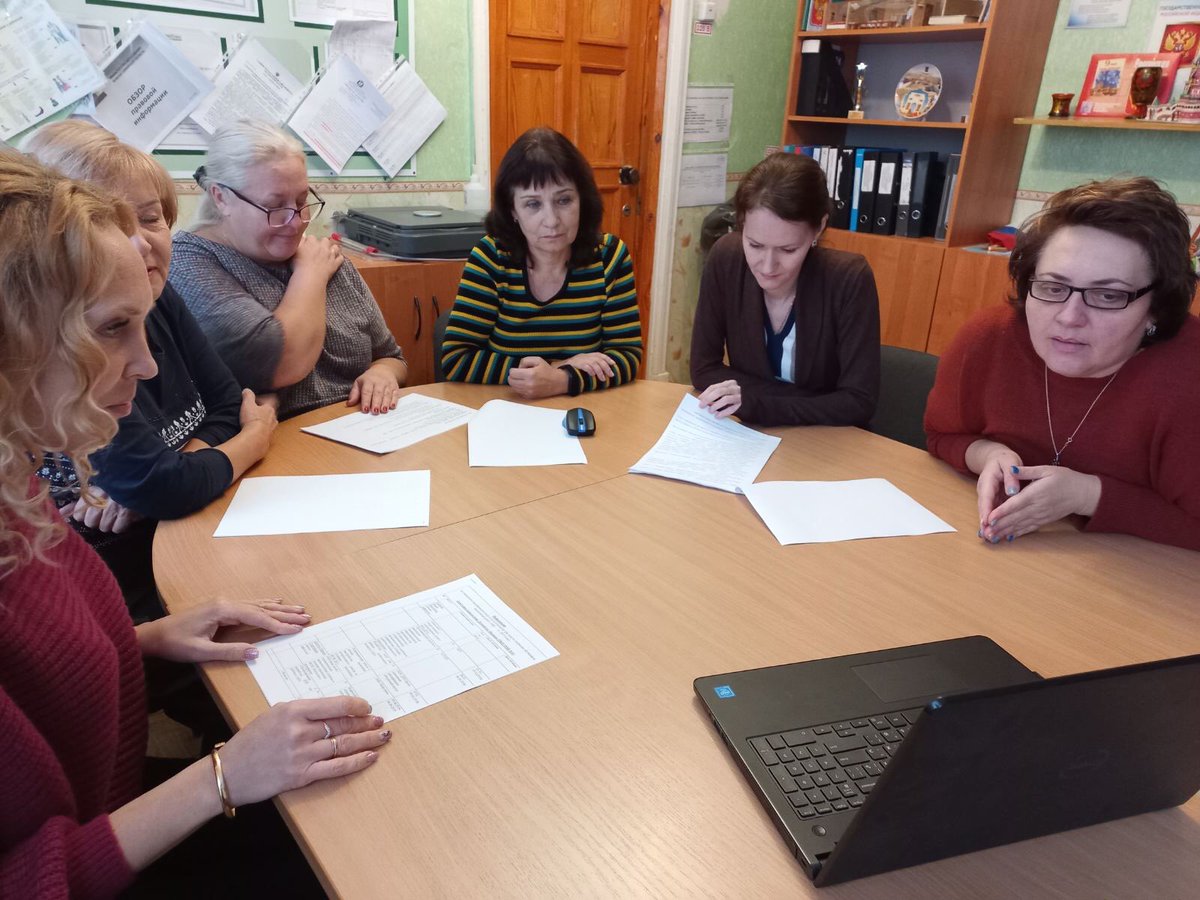 На базе СП Д/с "Надежда " ГБОУ ООШ И 11 в онлайн режиме на платформе ZOOM педагоги провели V региональный форум "Проблемы модернизации образовательного процесса в ДОУ и школе " , где приняли участие ДОУ г.о. Новокуйбышевск,  Самара,  Отрадный , Кинель-Черкассы.