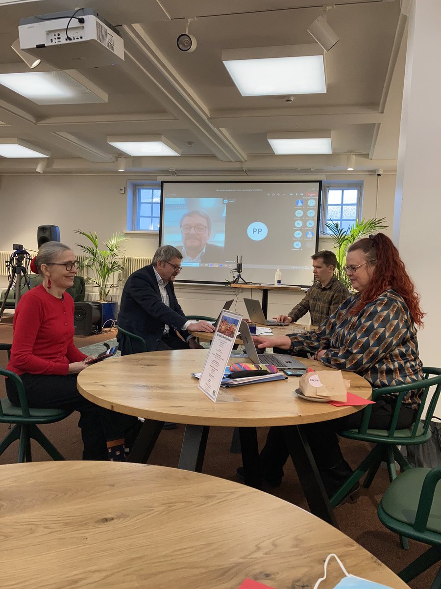 #malverkosto MAL-verkoston joulukokous hybridinä. Uutena puheenjohtajana aloittaa Anne Jarva #kuntaliitto edellisen, Jarmo Lindén #ara väistyessä. Verkoston kehittämispäällikkönä jatkaa Kati-Jasmin Kosonen ja suunnittelupäällikkönä Eero Purontaus.