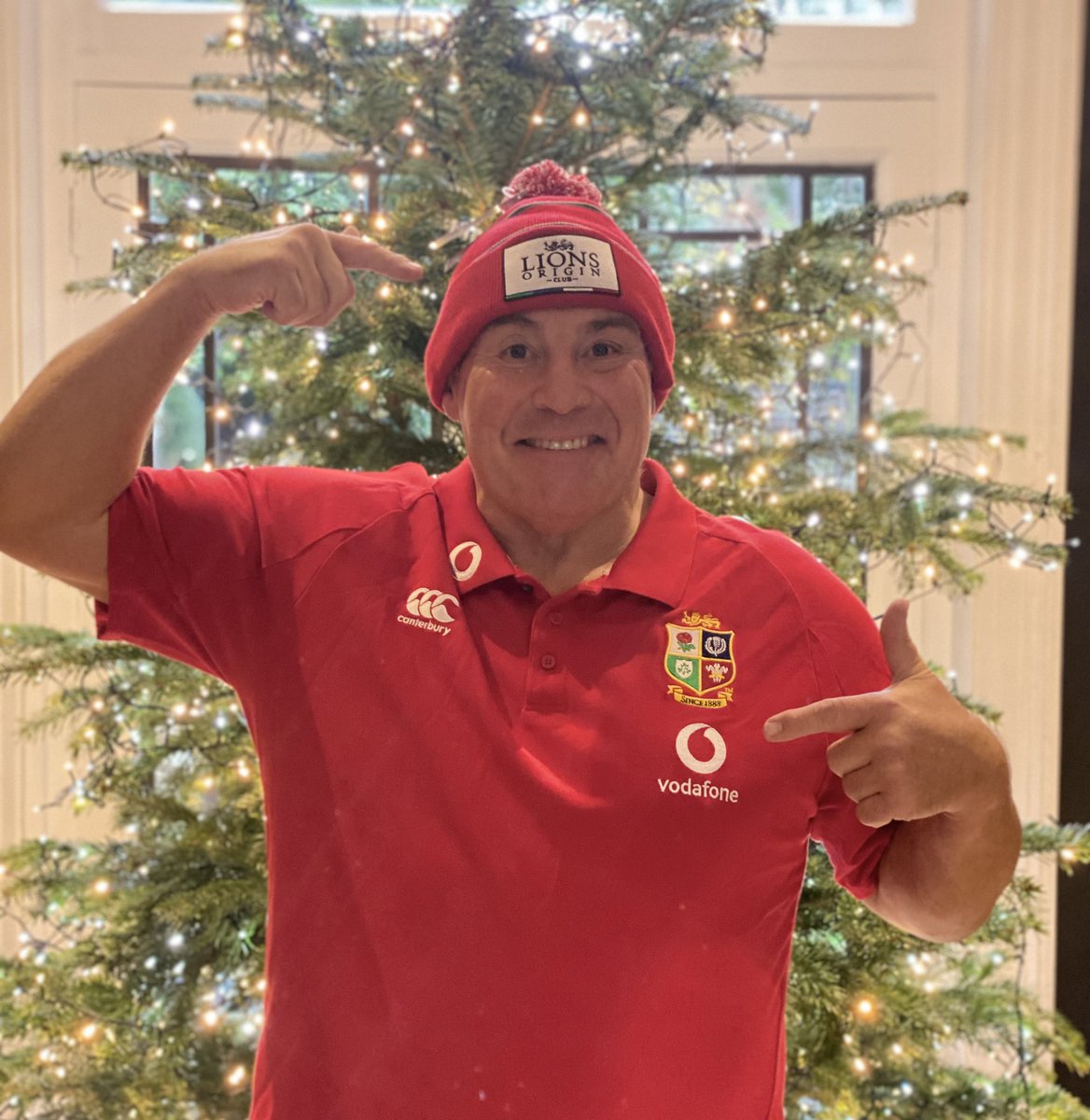 JasonLeonard114's tweet image. 🎄🎅🏼 Xmas Competition!🧑🏻‍🎄🎄
Win my @LionsOfficial 2021 Tour polo shirt &amp;amp; bobble hat! 
Choose if you’d like them signed.
☃️ Follow &amp;amp; Retweet to Enter ☃️
🔔Ends 22.12.21 at 23.59 🔔
🌟✨Good Luck! ✨🌟