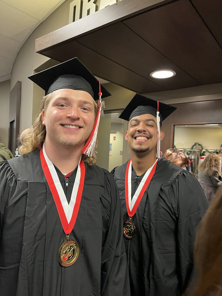 DebbieMagnuson's tweet image. Graduation day celebration for Jordan and his roommates-we are so proud of these guys