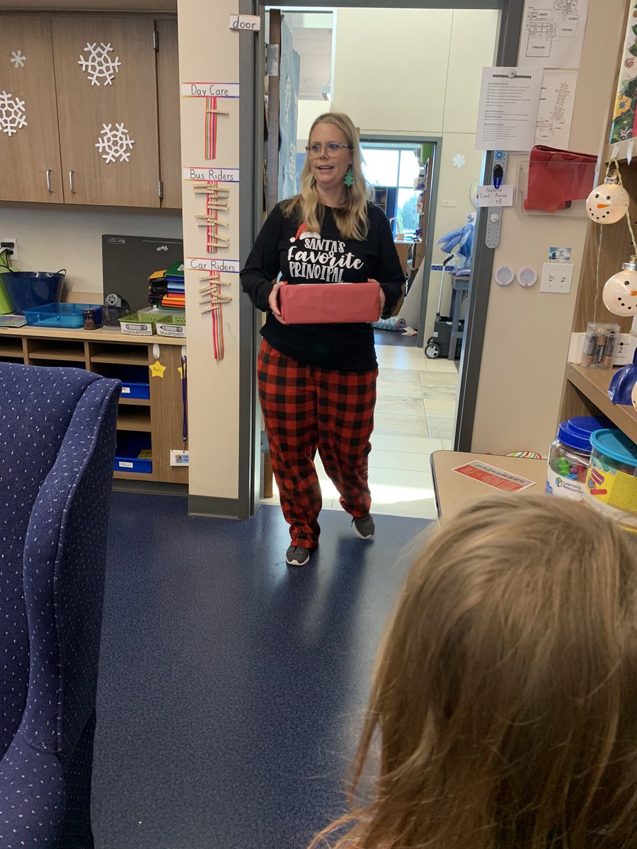 Mrs. Dodson tweet media