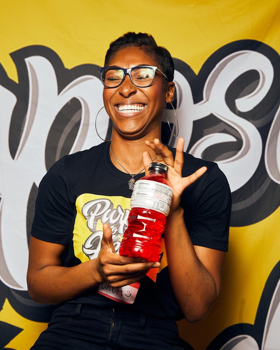 Purpose2BeHeard's tweet photo. Session 80/20 was a success! 💛 Thank you to all of our guests &amp; athletes who came out and spent the day with us last Saturday. We want to give a special thanks to our partners over at @powerade 🤝 for keeping us hydrated and refreshed throughout our event! 💬💛 #PurposeToBeHeard https://t.co/TMnZVNyHqU